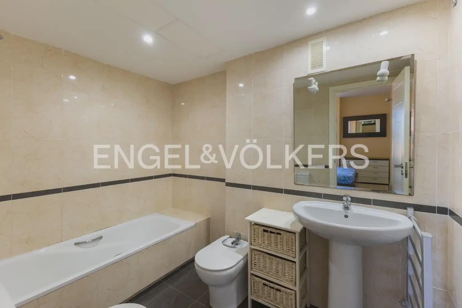 1 slaapkamer Flat te huur in Puig met zwembad garage - € 1.000 (Ref: 10153860)