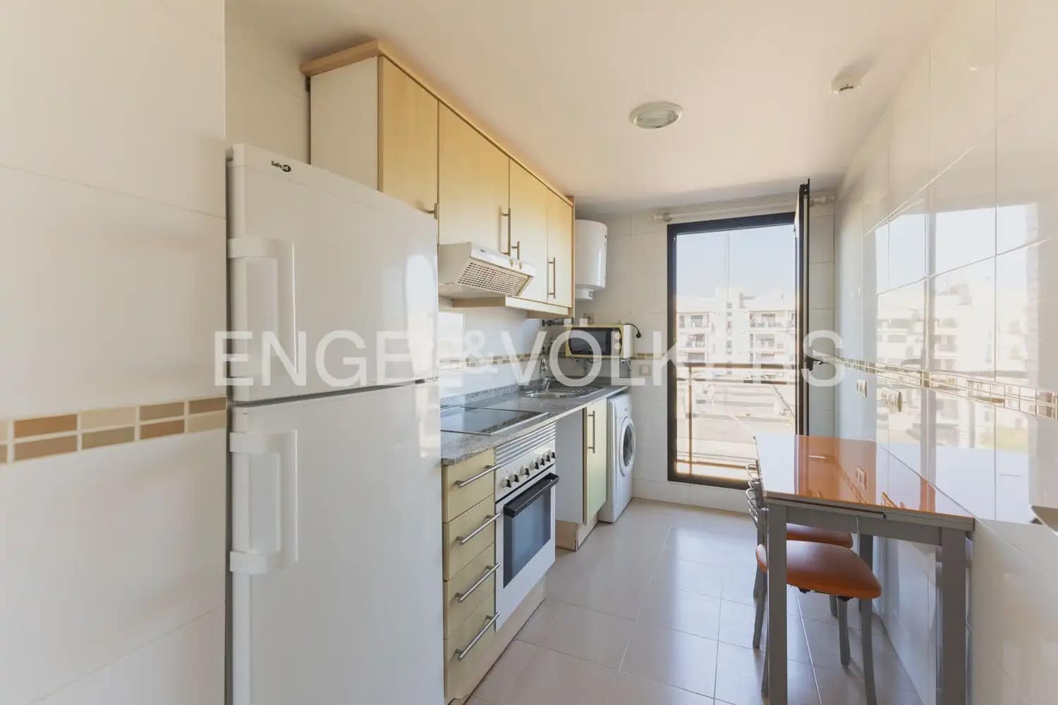 1 slaapkamer Flat te huur in Puig met zwembad garage - € 1.000 (Ref: 10153860)