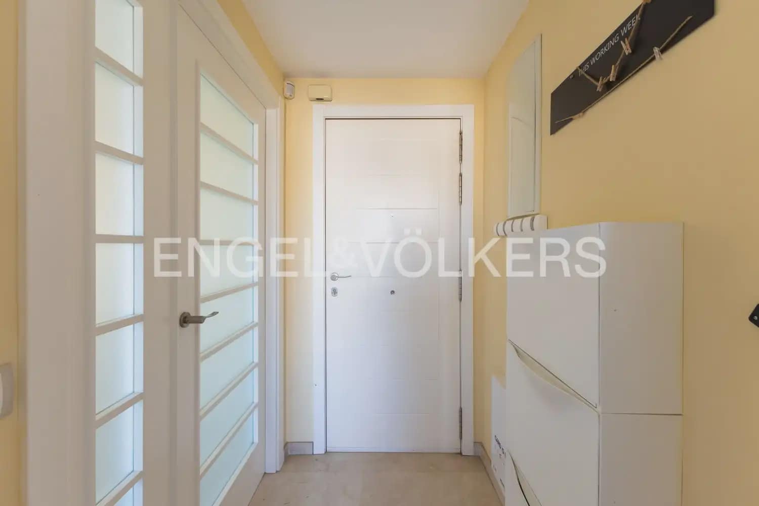 1 slaapkamer Flat te huur in Puig met zwembad garage - € 1.000 (Ref: 10153860)