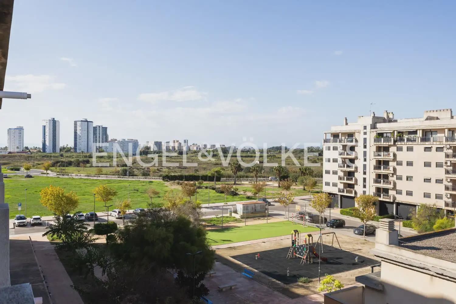 1 slaapkamer Flat te huur in Puig met zwembad garage - € 1.000 (Ref: 10153860)
