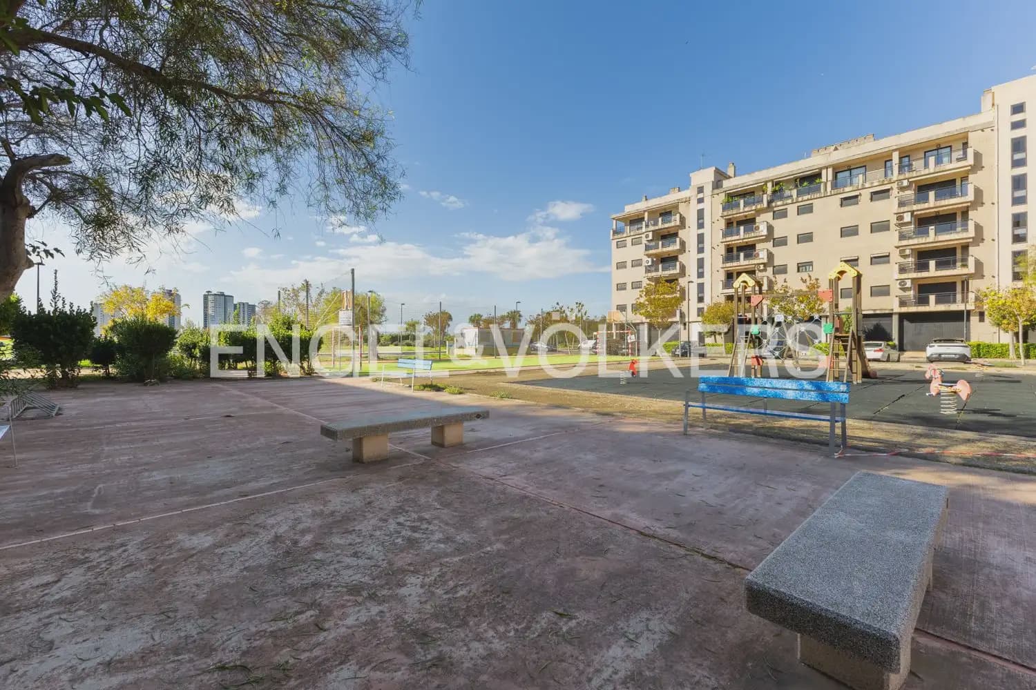 1 slaapkamer Flat te huur in Puig met zwembad garage - € 1.000 (Ref: 10153860)