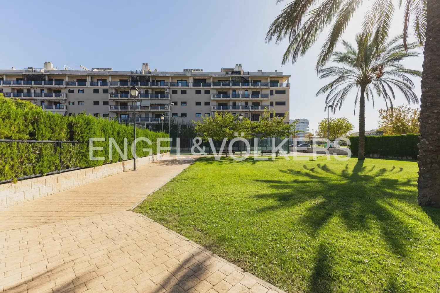 1 slaapkamer Flat te huur in Puig met zwembad garage - € 1.000 (Ref: 10153860)