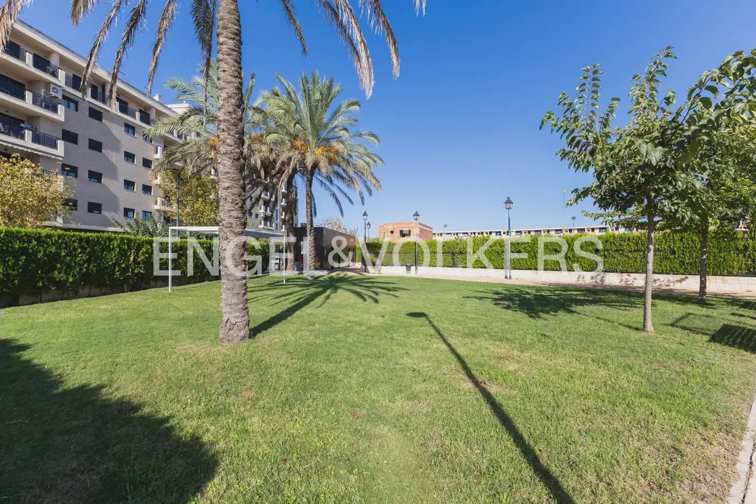 1 slaapkamer Flat te huur in Puig met zwembad garage - € 1.000 (Ref: 10153860)