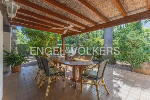 6 slaapkamer Villa te koop in El Montgó, Dénia met zwembad garage - € 975.000 (Ref: 10153883)