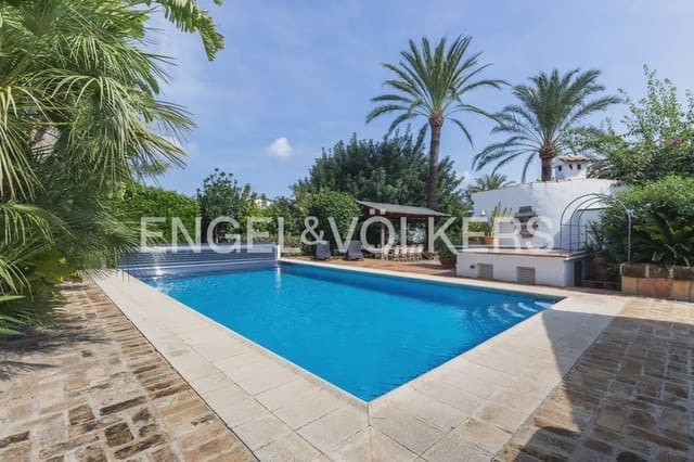 6 slaapkamer Villa te koop in El Montgó, Dénia met zwembad garage - € 975.000 (Ref: 10153883)