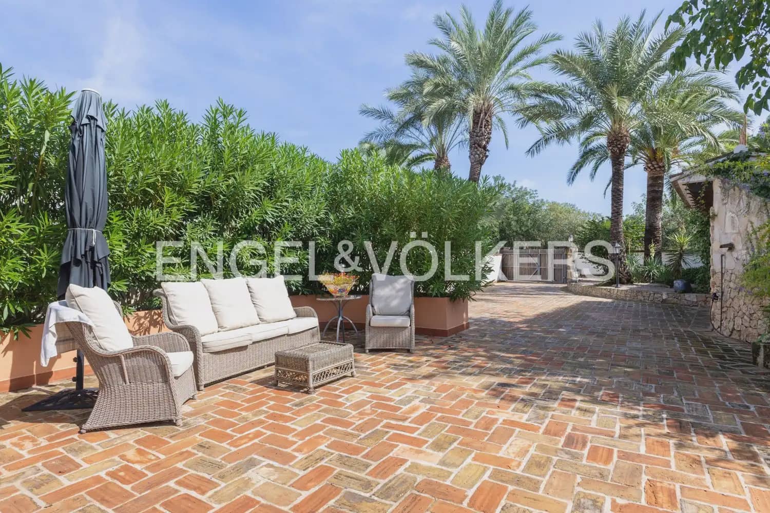 6 slaapkamer Villa te koop in Denia met zwembad garage - € 975.000 (Ref: 10153883)