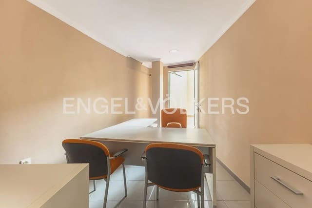 2 bedroom Flat for sale in El Carme, Valencia city with garage - € 450,000 (Ref: 10154036)