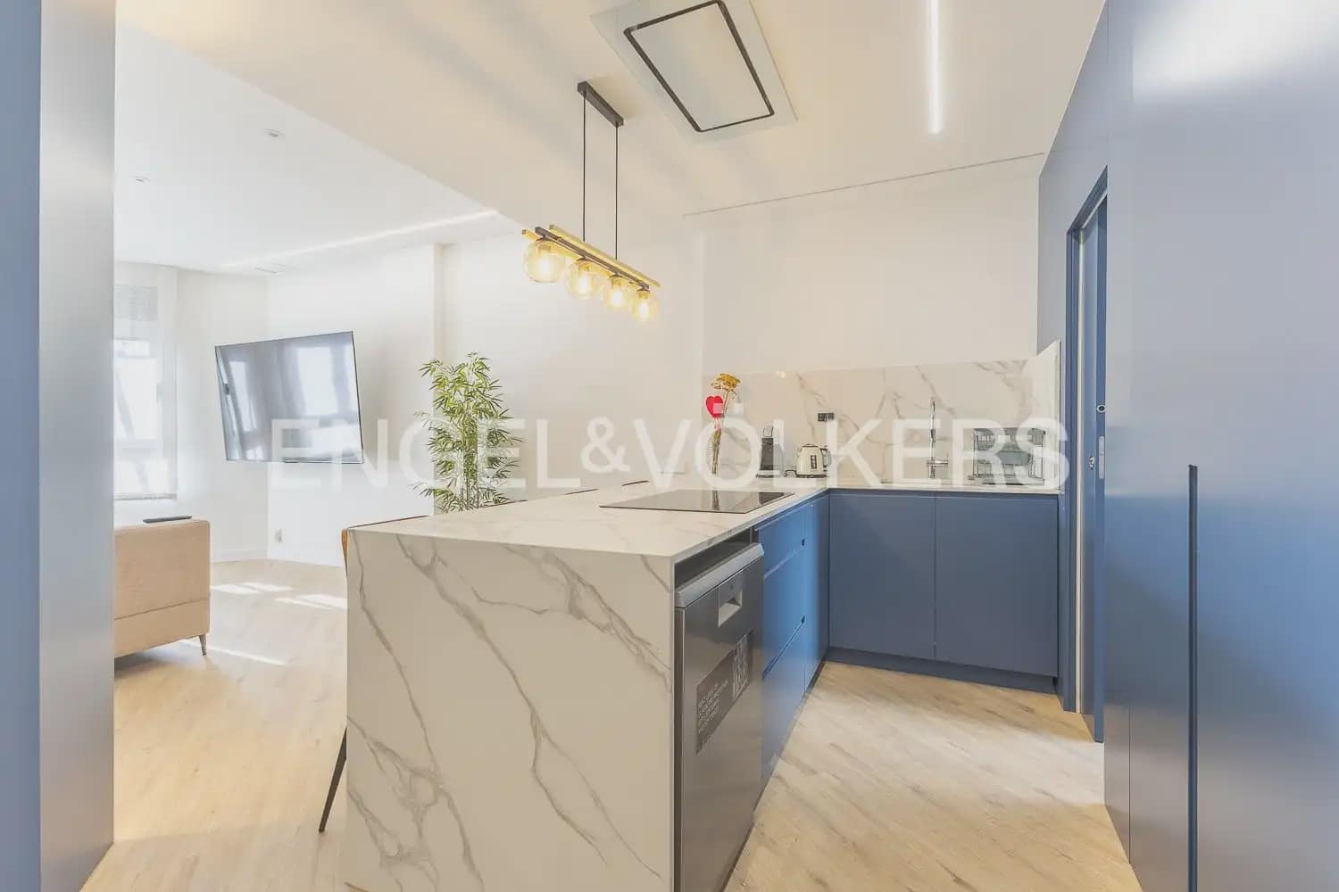 4 slaapkamer Flat te koop in Valencia stad - € 600.000 (Ref: 10154037)
