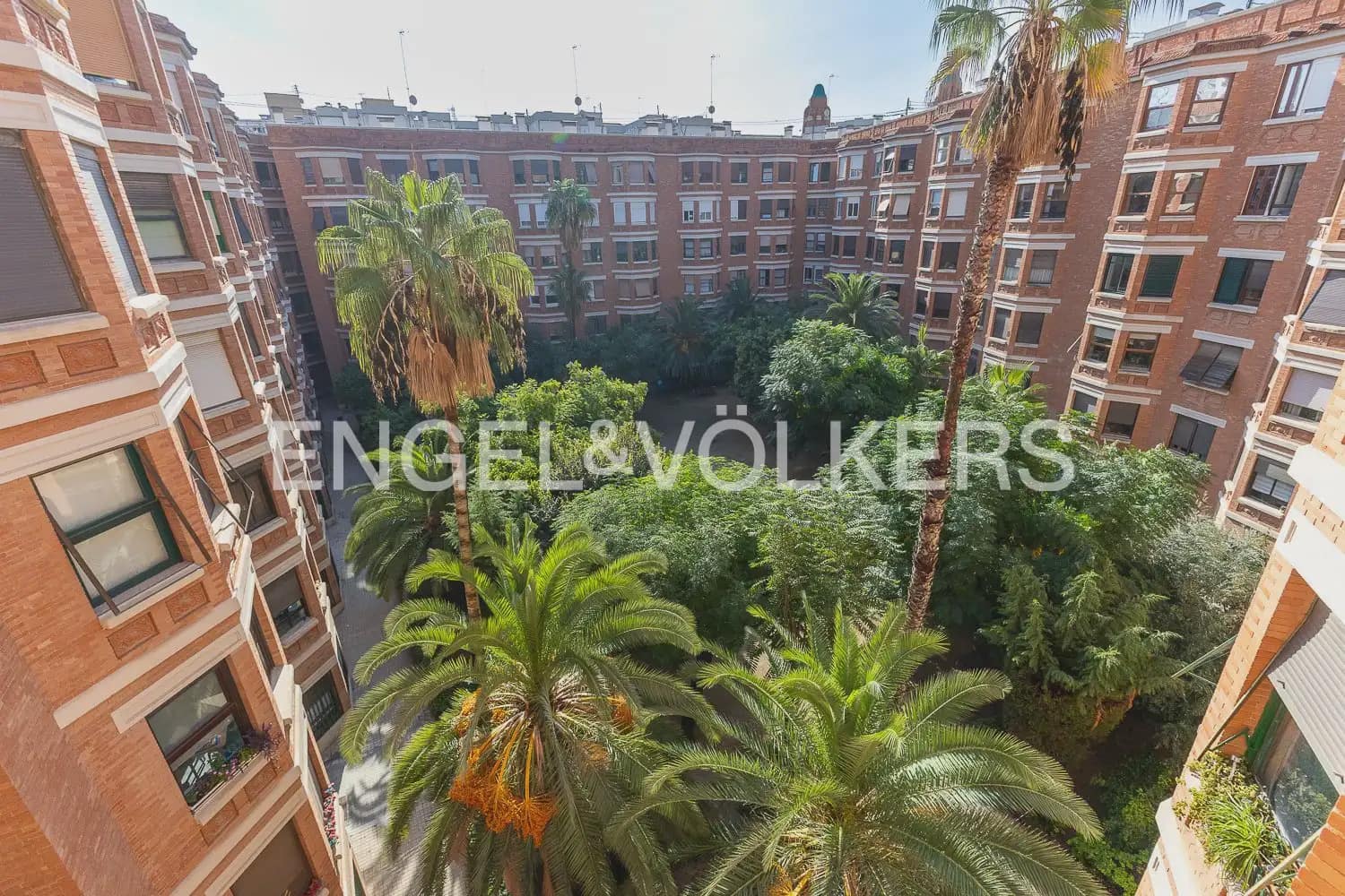 4 slaapkamer Flat te koop in Valencia stad - € 600.000 (Ref: 10154037)