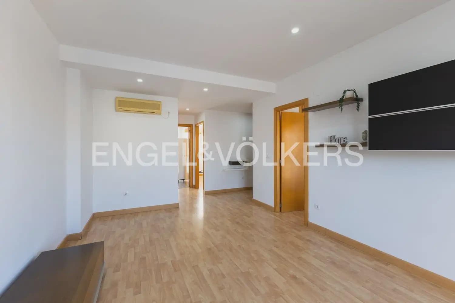 2 bedroom Flat for rent in Sagunto / Sagunt with garage - € 1,150 (Ref: 10154038)