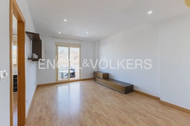 2 bedroom Flat for rent in Sagunto / Sagunt with garage - € 1,150 (Ref: 10154038)