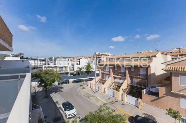 2 bedroom Flat for rent in Sagunto / Sagunt with garage - € 1,150 (Ref: 10154038)