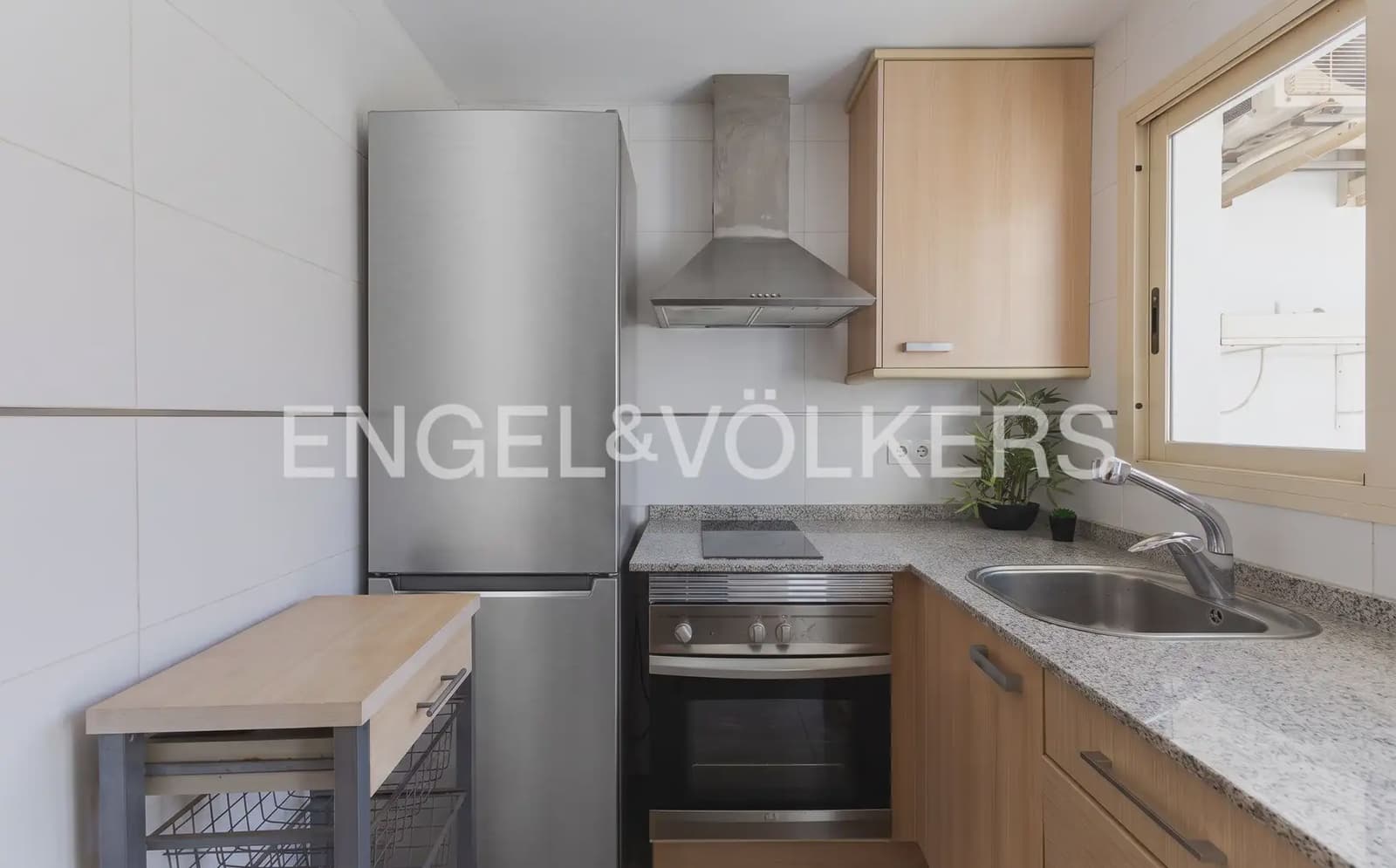 2 bedroom Flat for rent in Sagunto / Sagunt with garage - € 1,150 (Ref: 10154038)