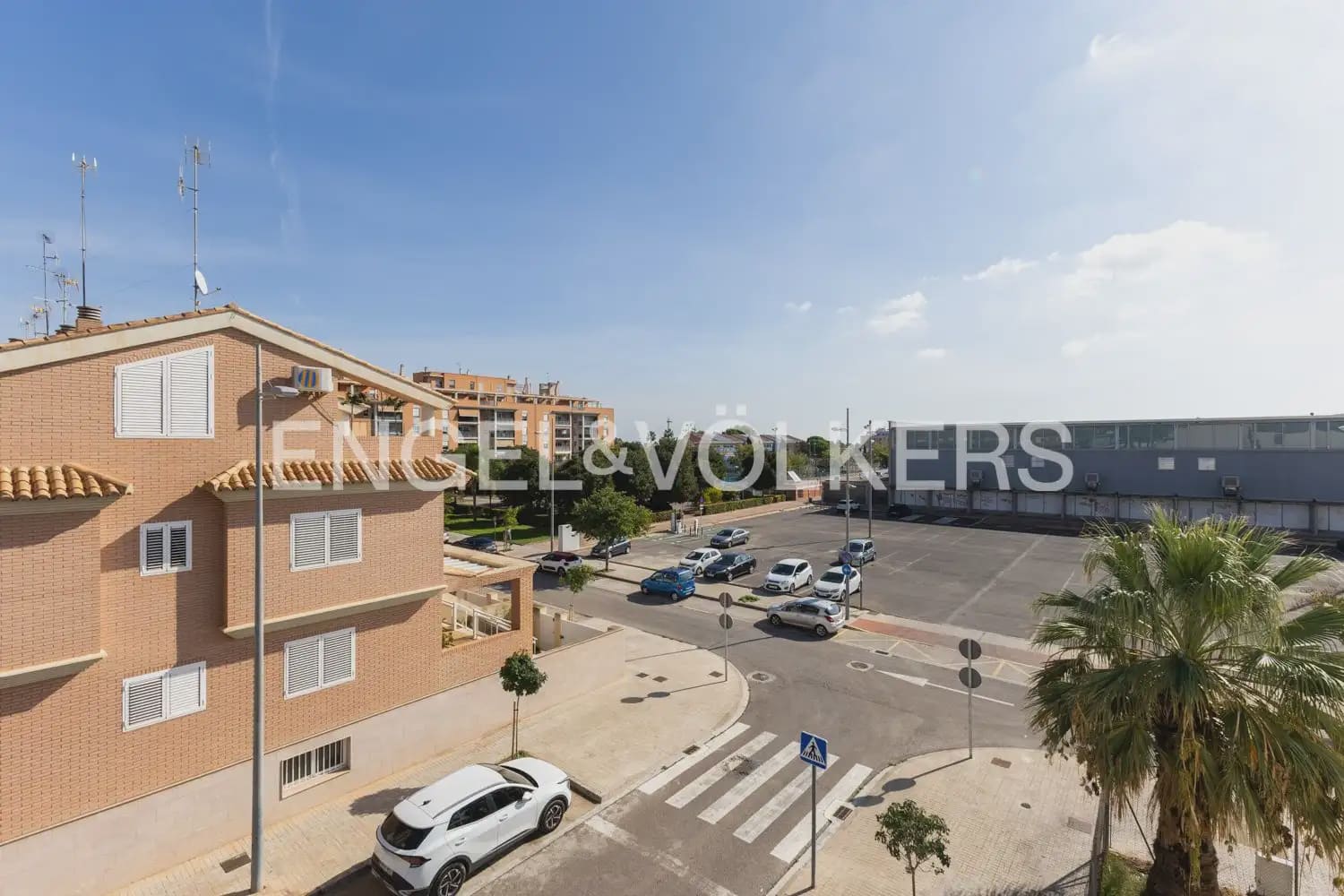 2 bedroom Flat for rent in Sagunto / Sagunt with garage - € 1,150 (Ref: 10154038)