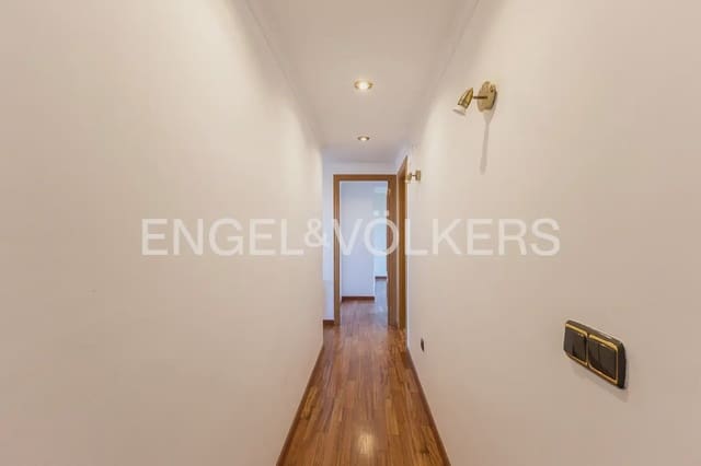 Ático de 4 habitaciones en Penya-Roja, València ciudad en alquiler con garaje - 2.600 € (Ref: 10154039)