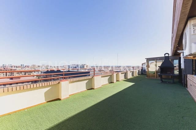 Ático de 4 habitaciones en Penya-Roja, València ciudad en alquiler con garaje - 2.600 € (Ref: 10154039)