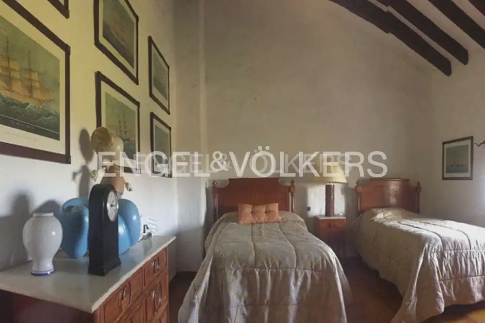 8 bedroom Finca/Country House for sale in Denia with pool garage - € 3,650,000 (Ref: 10154041)