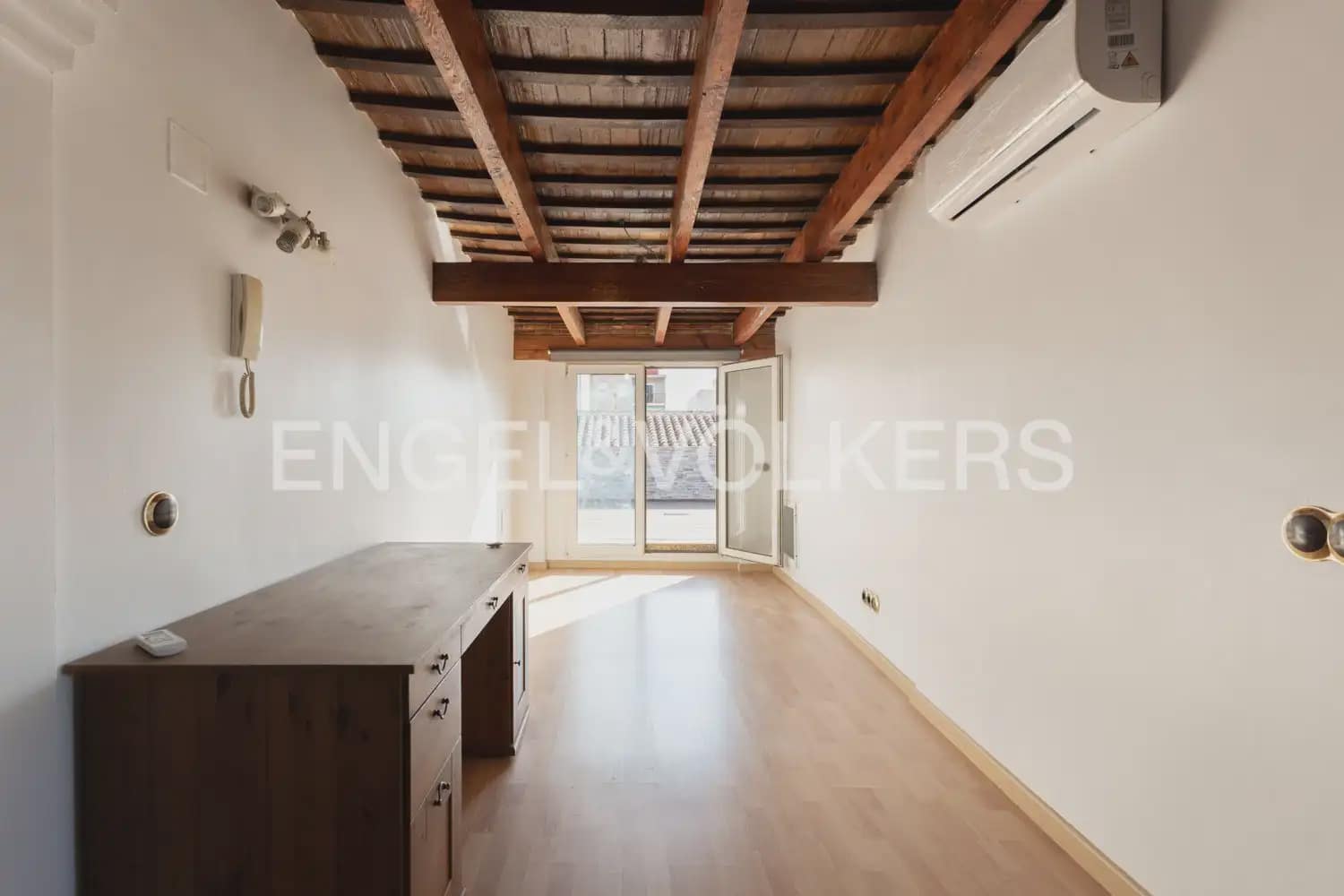 3 bedroom Townhouse for rent in Valencia city - € 1,900 (Ref: 10154291)