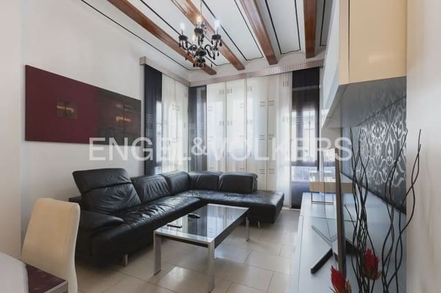 3 bedroom Townhouse for rent in Cabanyal-Canyamelar, Valencia city - € 1,900 (Ref: 10154291)