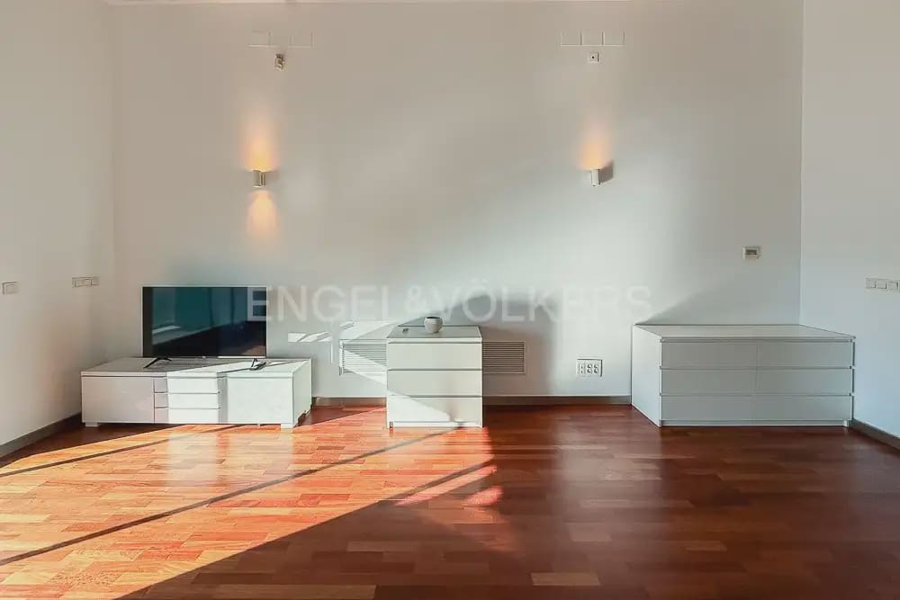 1 sypialnia Mieszkanie do wynajęcia w Miasto Walencja z basenem garażem - 1 400 € (Ref: 10155466)