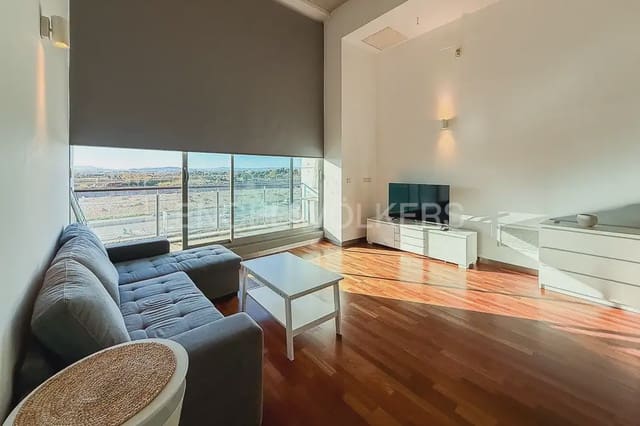 Piso de 1 habitación en Vara de Quart, València ciudad en alquiler con piscina garaje - 1.400 € (Ref: 10155466)