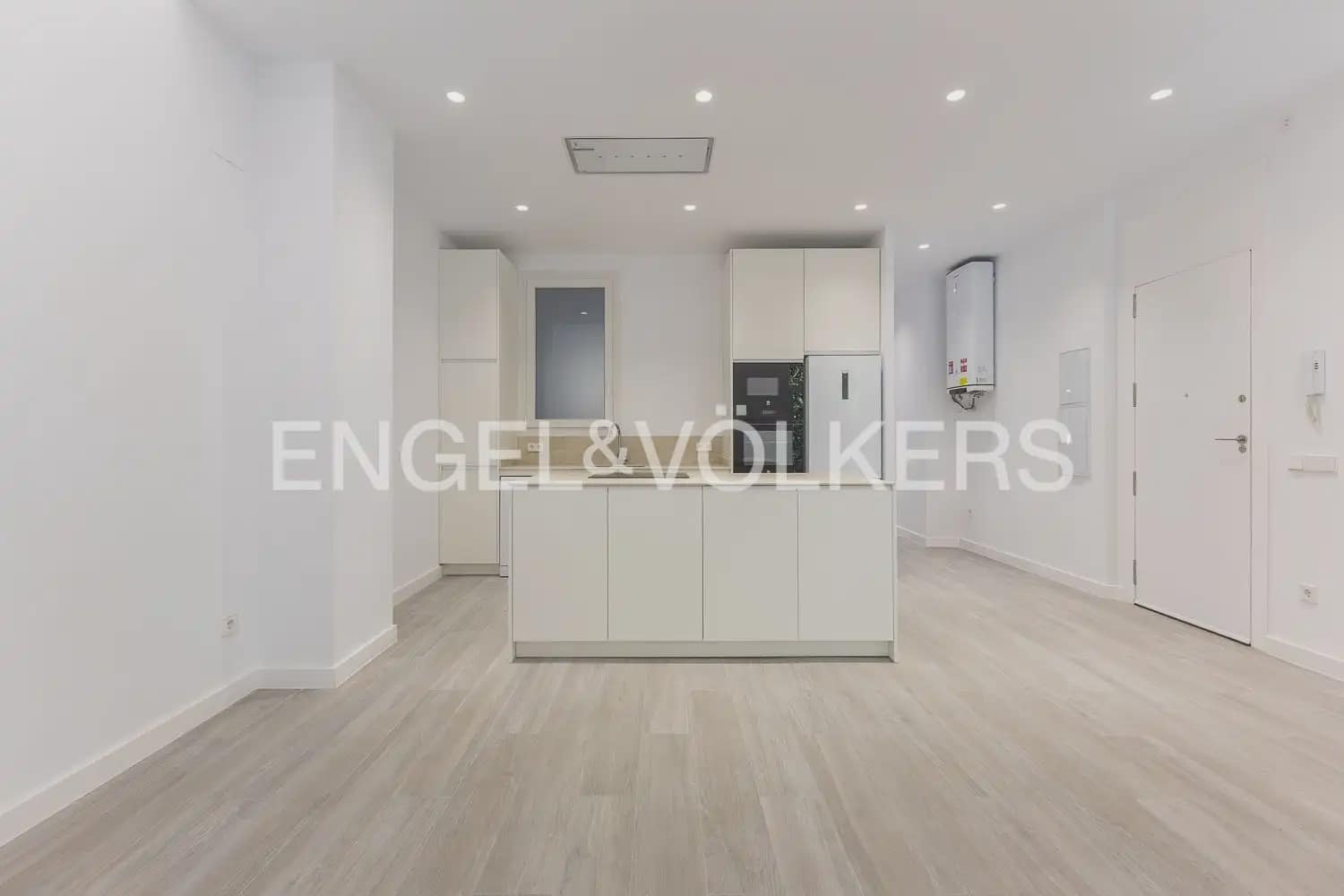 3 sovrum Lägenhet att hyra i Valencia stad - 2 500 € (Ref: 10155758)
