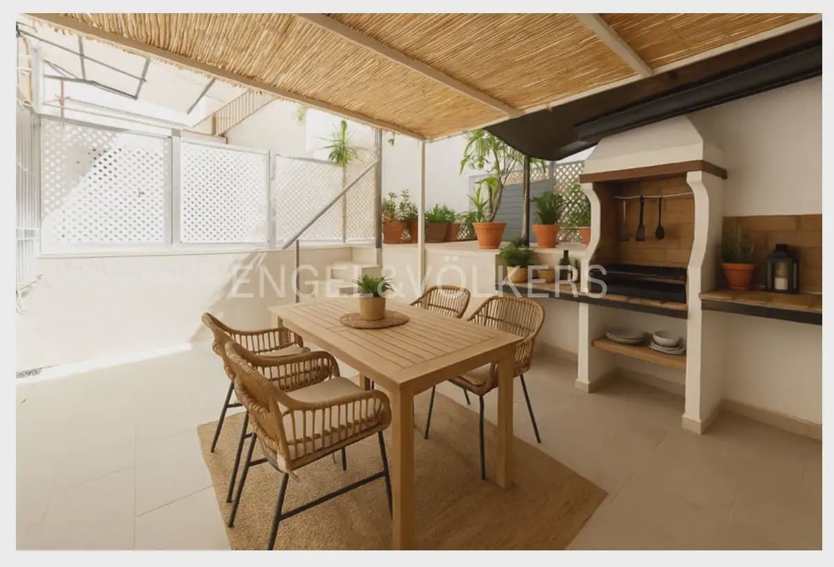 Piso de 2 habitaciones en València ciudad en alquiler - 1.300 € (Ref: 10155759)