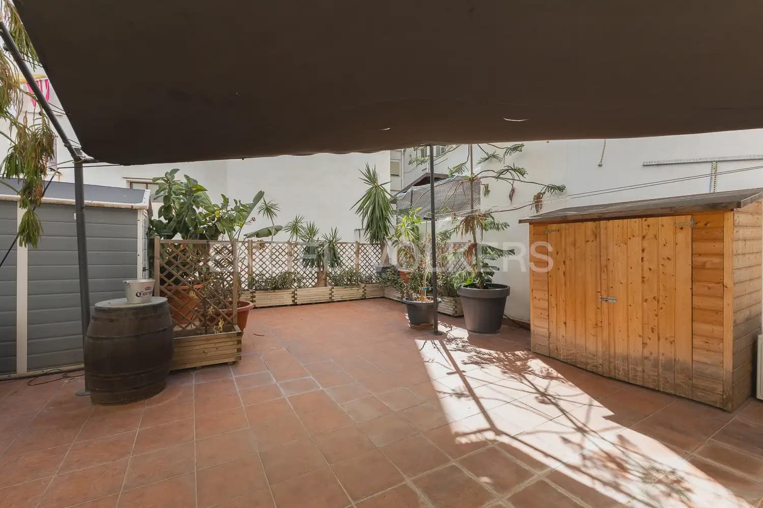 Piso de 2 habitaciones en València ciudad en alquiler - 1.300 € (Ref: 10155759)