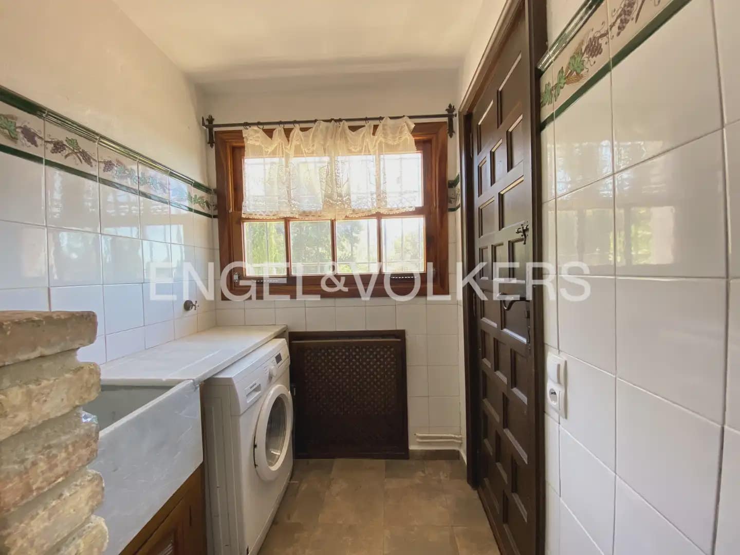 6 makuuhuone Rivitalo vuokrattavana paikassa Naquera mukana uima-altaan 
autotalli - 2 800 € (Ref: 10156908)