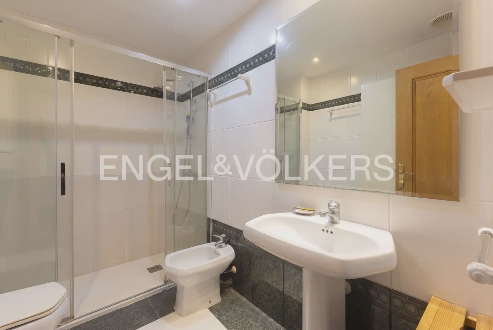 5 soveværelse Lejlighed til salg i Valencia by med garage - € 860.000 (Ref: 10158651)