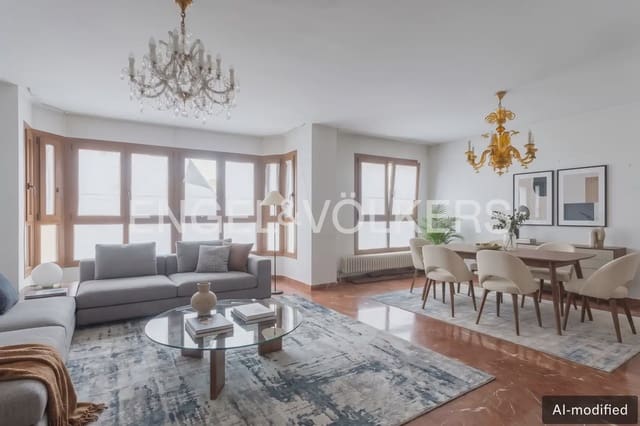 5 soveværelse Lejlighed til salg i Exposicio, Valencia by med garage - € 860.000 (Ref: 10158651)