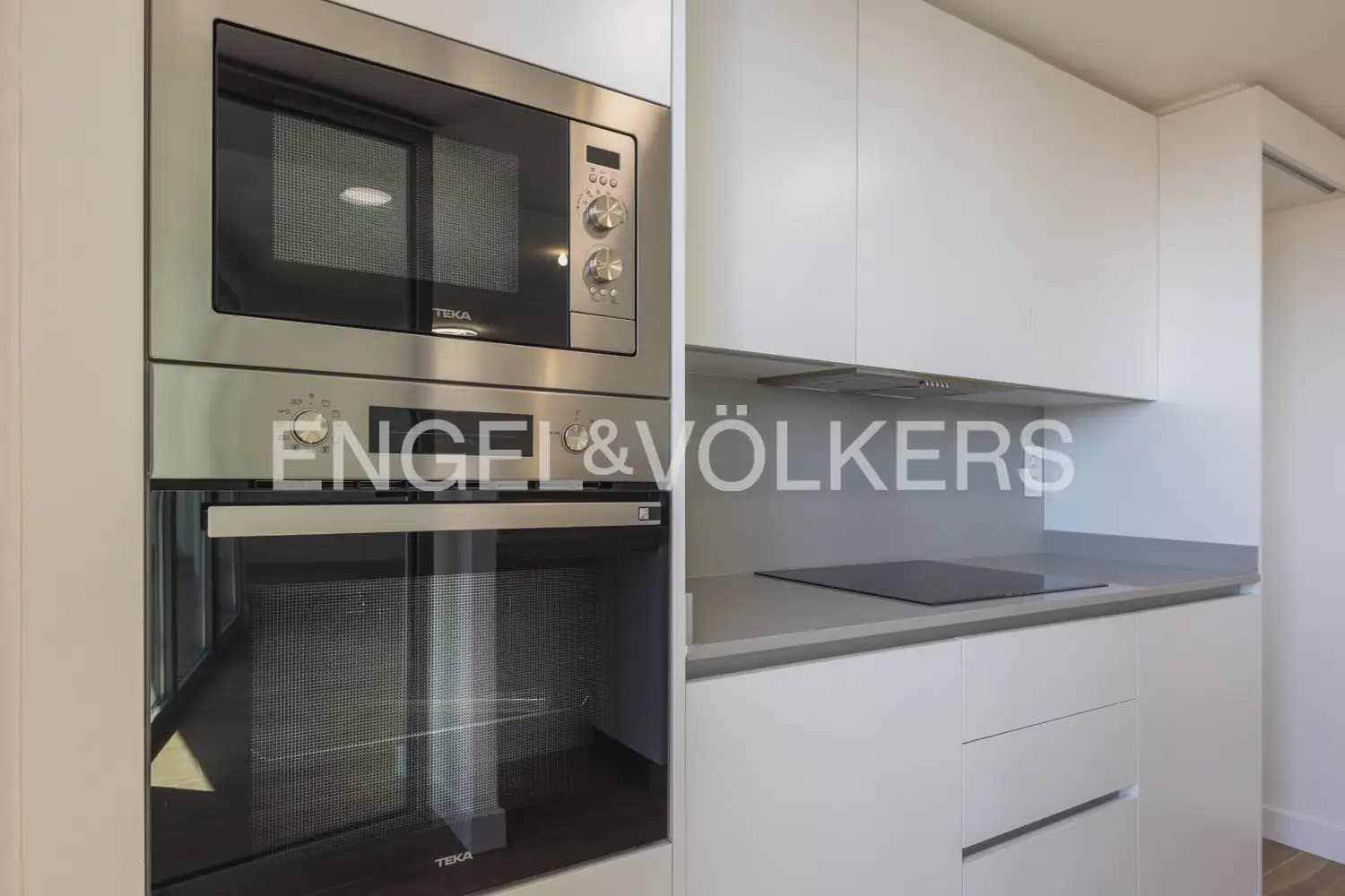3 sovrum Lägenhet att hyra i Valencia stad med garage - 1 600 € (Ref: 10158749)