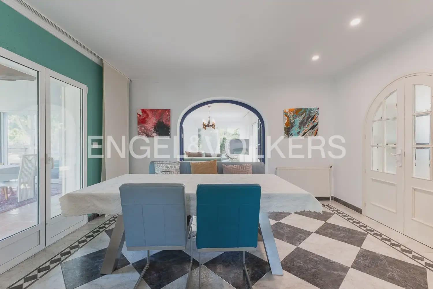 5 sypialnia Finka/Dom wiejski na sprzedaż w Pedreguer z basenem garażem - 1 495 000 € (Ref: 10159892)