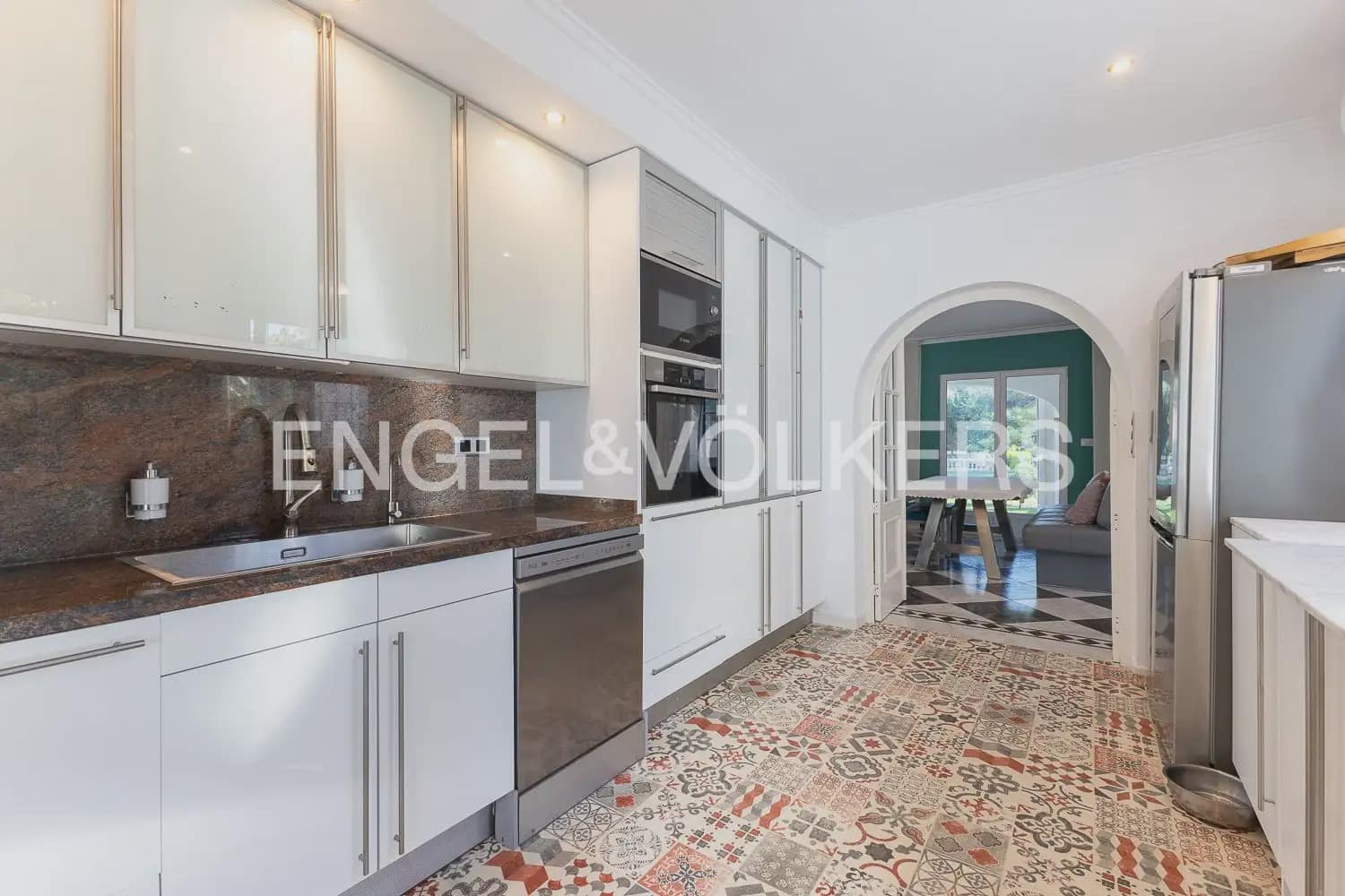 5 sypialnia Finka/Dom wiejski na sprzedaż w Pedreguer z basenem garażem - 1 495 000 € (Ref: 10159892)