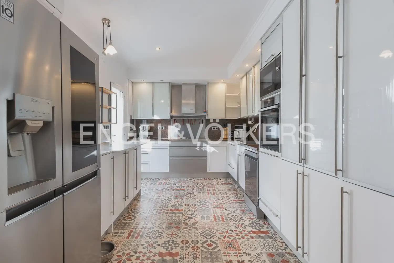 5 sypialnia Finka/Dom wiejski na sprzedaż w Pedreguer z basenem garażem - 1 495 000 € (Ref: 10159892)