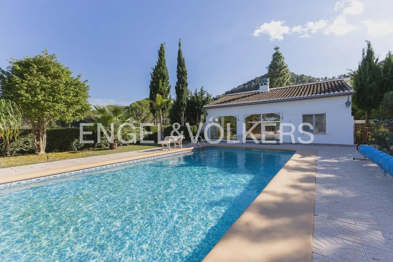 5 sypialnia Finka/Dom wiejski na sprzedaż w Pedreguer z basenem garażem - 1 495 000 € (Ref: 10159892)