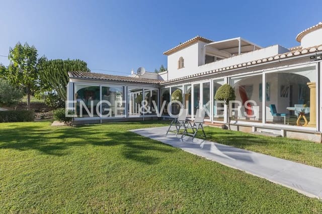 5 sypialnia Finka/Dom wiejski na sprzedaż w Pedreguer z basenem garażem - 1 495 000 € (Ref: 10159892)