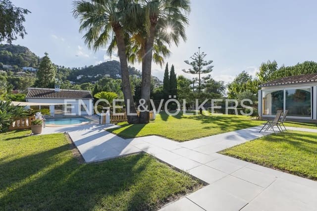 5 sypialnia Finka/Dom wiejski na sprzedaż w Pedreguer z basenem garażem - 1 495 000 € (Ref: 10159892)