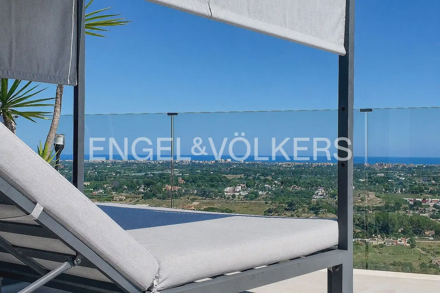 4 soveværelse Villa til salg i Denia med swimmingpool garage - € 1.499.000 (Ref: 10159893)