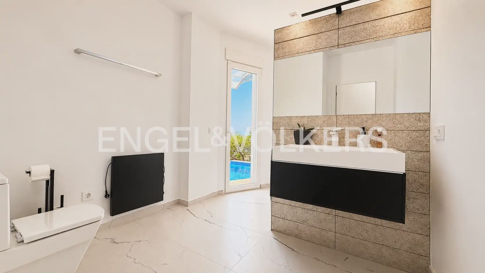 4 soveværelse Villa til salg i Denia med swimmingpool garage - € 1.499.000 (Ref: 10159893)