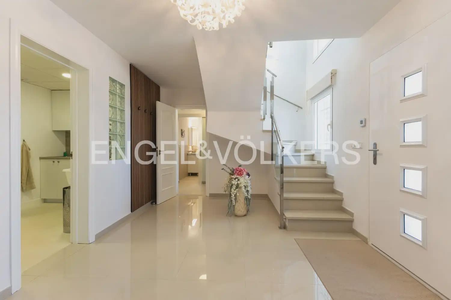 5 slaapkamer Villa te koop in Pedreguer met zwembad - € 1.490.000 (Ref: 10159894)