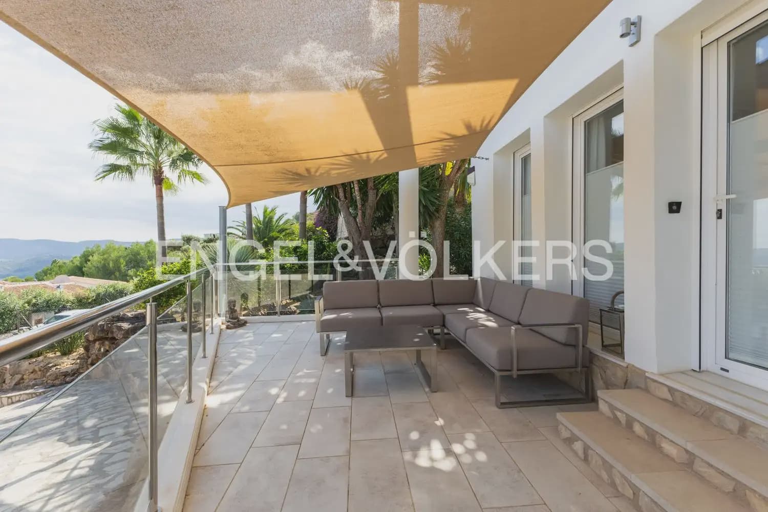 5 slaapkamer Villa te koop in Pedreguer met zwembad - € 1.490.000 (Ref: 10159894)