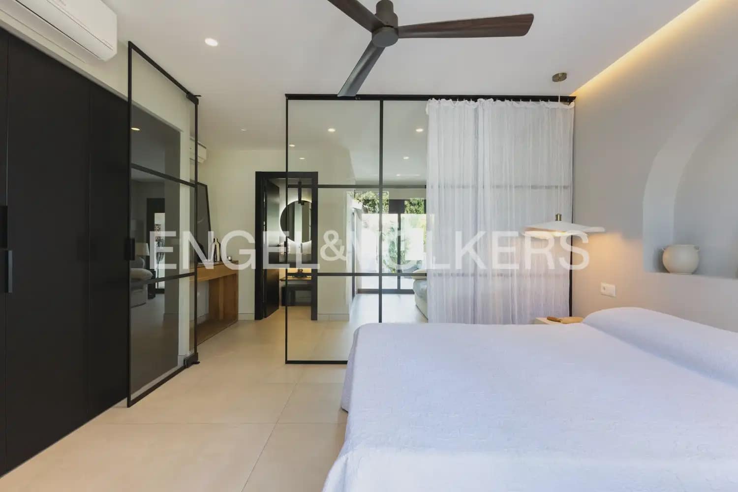 1 bedroom Beach Apartment for rent in Denia - € 1,050 (Ref: 10160035)