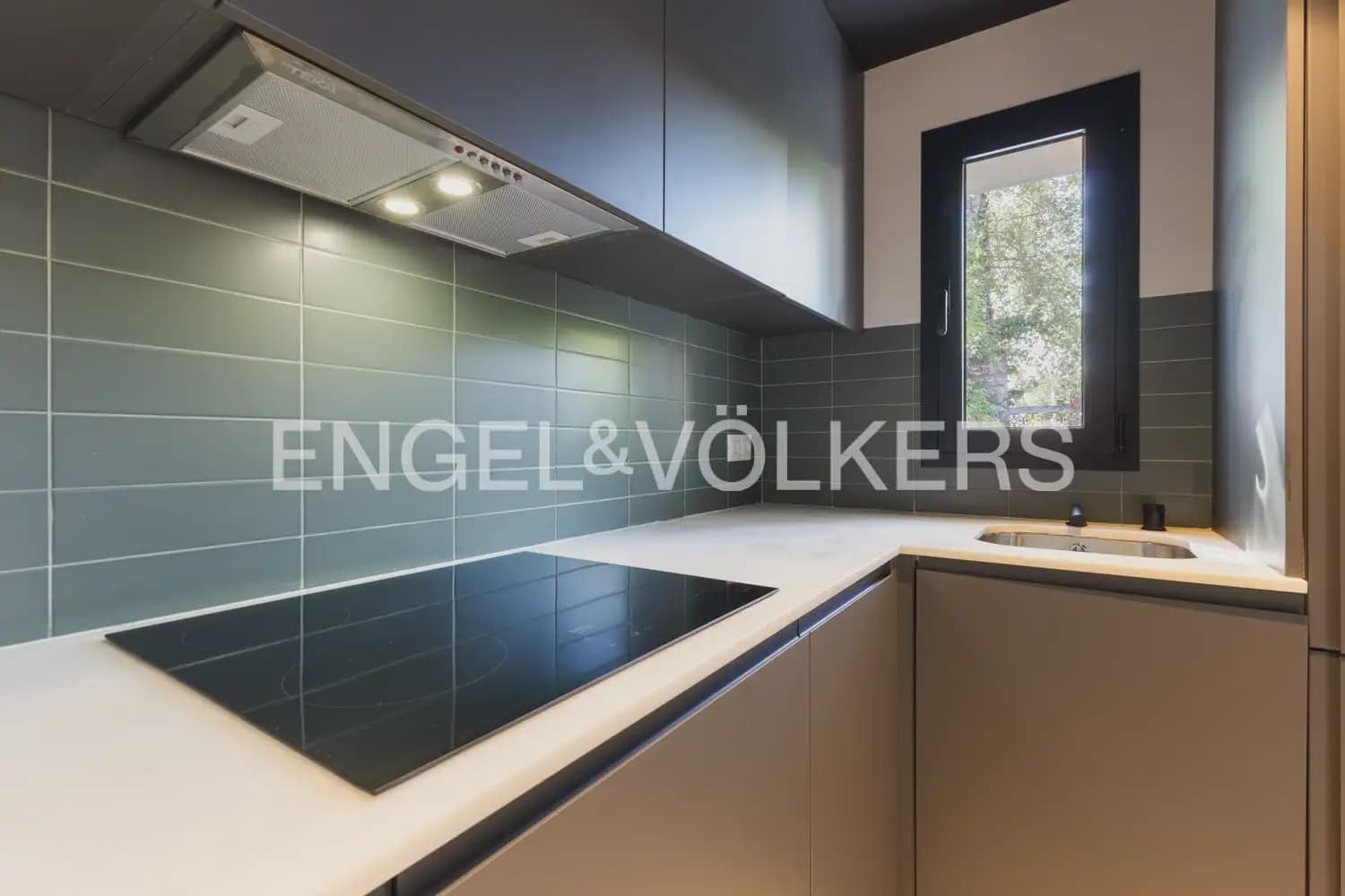 1 bedroom Beach Apartment for rent in Denia - € 1,050 (Ref: 10160035)