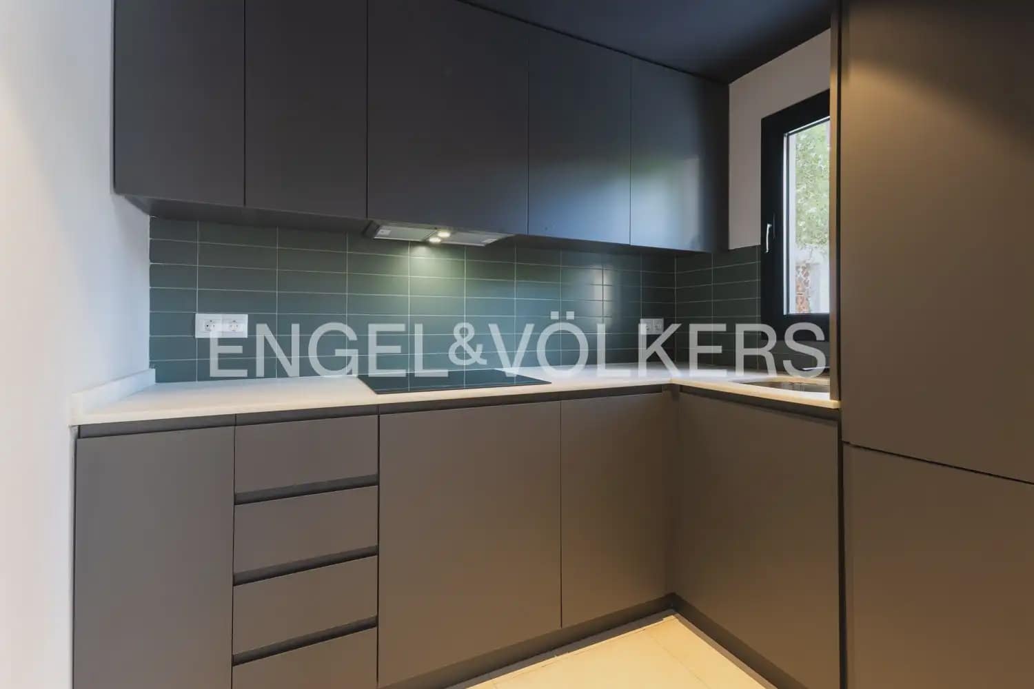 1 bedroom Beach Apartment for rent in Denia - € 1,050 (Ref: 10160035)