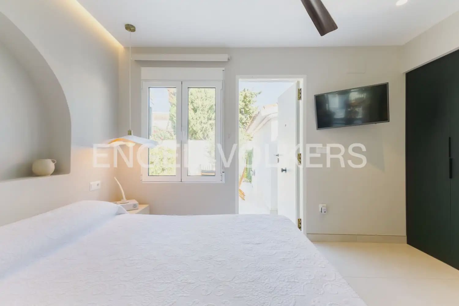 1 bedroom Beach Apartment for rent in Denia - € 1,050 (Ref: 10160035)