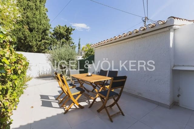 1 bedroom Beach Apartment for rent in Les Bassetes - El Marjal, Dénia - € 1,050 (Ref: 10160035)