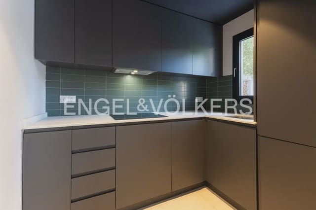 1 bedroom Beach Apartment for rent in Les Bassetes - El Marjal, Dénia - € 1,050 (Ref: 10160035)