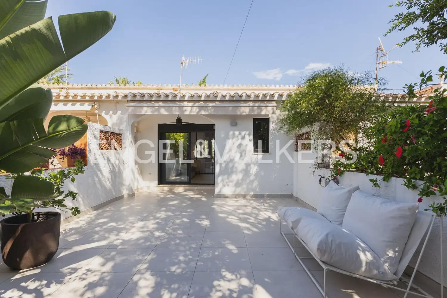 1 bedroom Beach Apartment for rent in Denia - € 1,050 (Ref: 10160035)