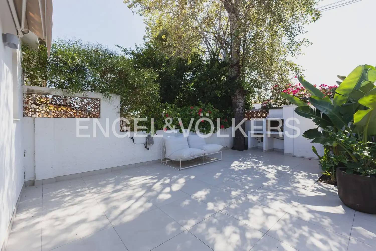 1 bedroom Beach Apartment for rent in Denia - € 1,050 (Ref: 10160035)